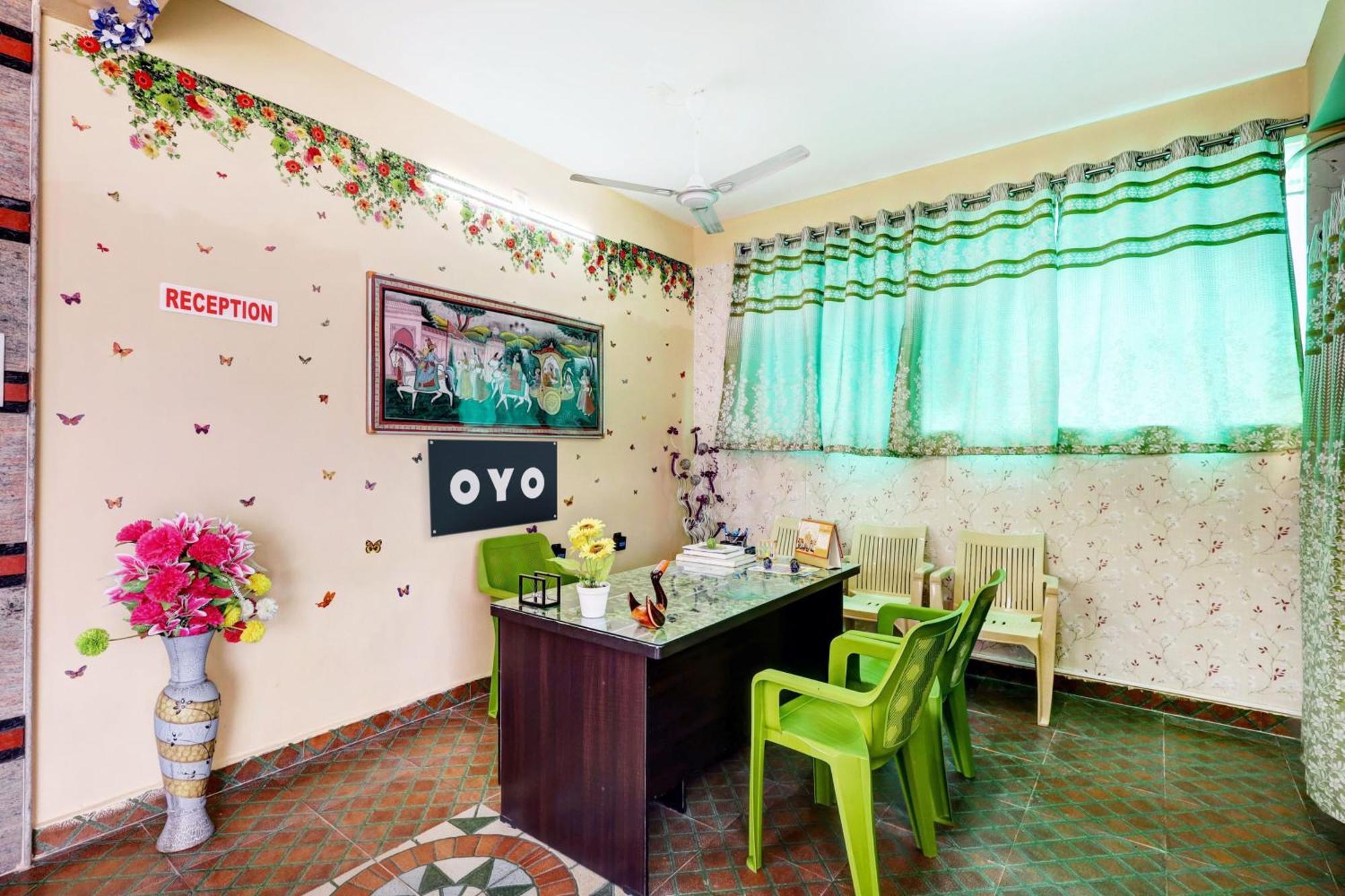 Sri Sakthi Home Stay - Beyond The Expectations- 10 To 15 Minutes Drive From Railway Station And Bus Station 티루파티 외부 사진